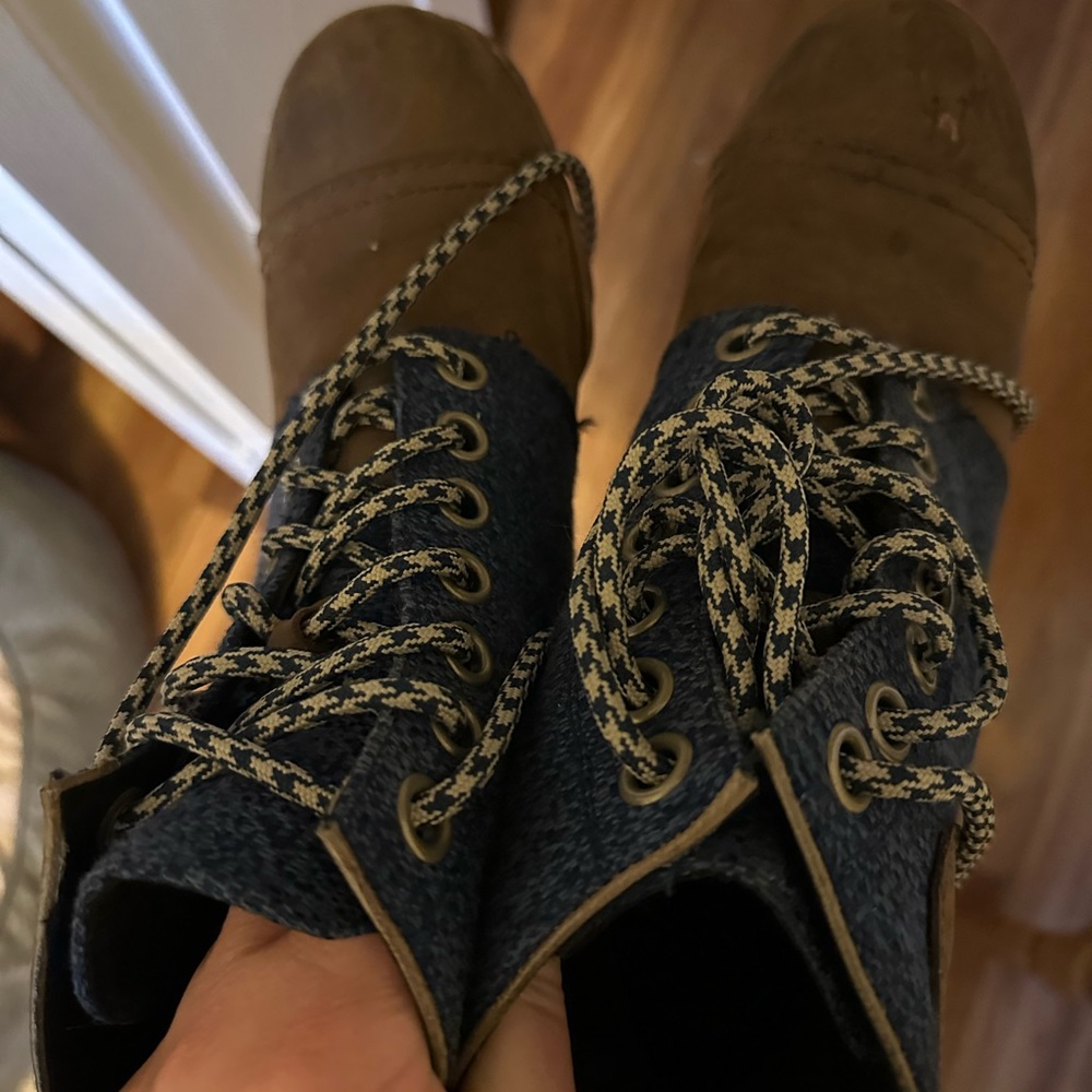 Sorel wedge booties